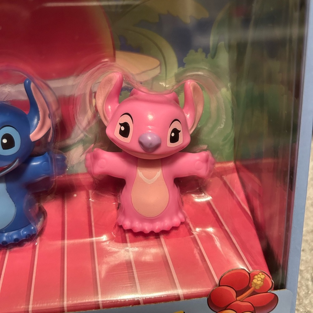 Disney Stitch and the Cousins Little People Fisher-Price Collector - Picture 4 of 12